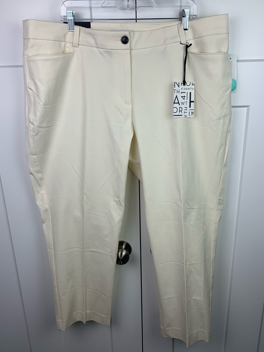 NWT 41 Hawthorn Pants Plus 20W Becca Straight Leg White Cotton Blend Stretch